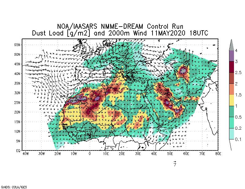 Dust load [g/m2] and 2000m Wind - 2020-05-11 18:00