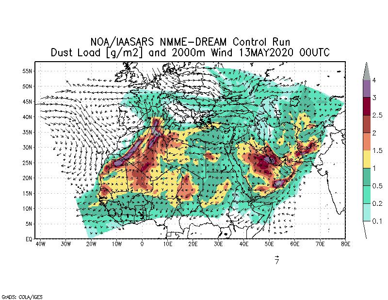 Dust load [g/m2] and 2000m Wind - 2020-05-13 00:00