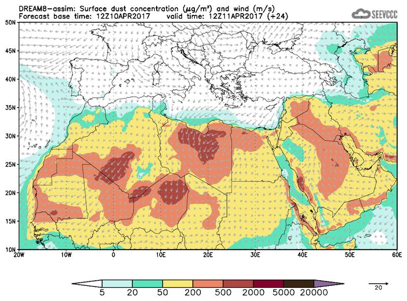 Surface dust concentration and wind at T12