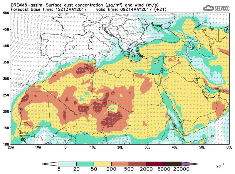 Surface dust concentration and wind at T09