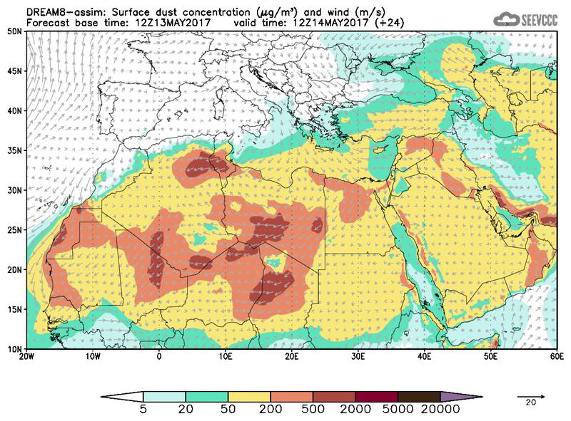 Surface dust concentration and wind at T12