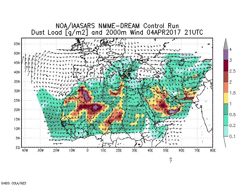 Dust load [g/m2] and 2000m Wind - 2017-04-04 21:00